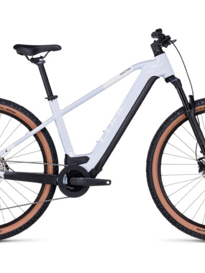 Cube Reaction Hybrid Pro 625 Blanc Flash 2023