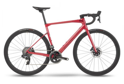 BMC Roadmachine 01 Four Rouge Coral 2023